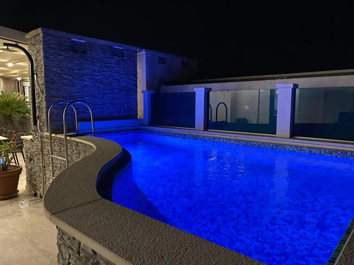 Apartment Lux Katija Split 0*,